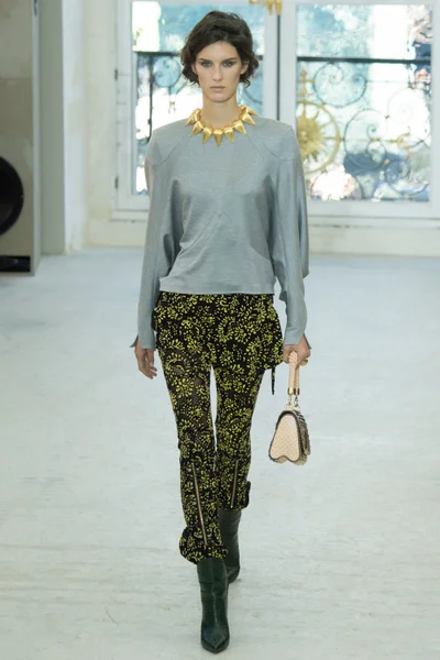 Look 41